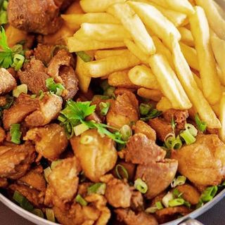 Frango à passarinho