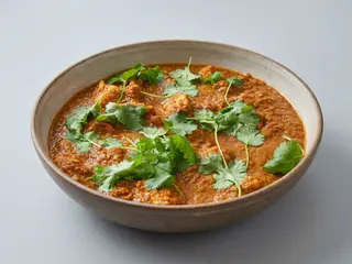 Madrasi chicken COM ARROZ (RICE ),