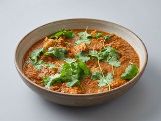 Madrasi chicken COM ARROZ (RICE ),