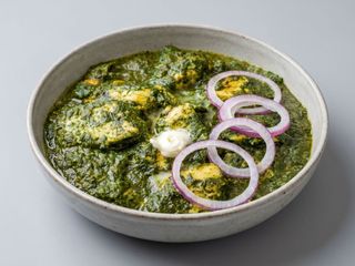 Palak Paneer COM arroz