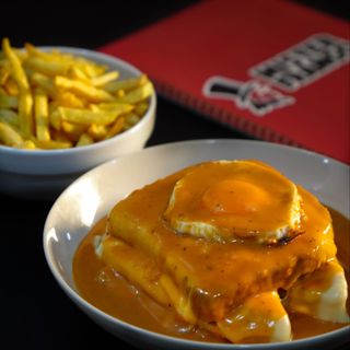 Francesinha de Picanha