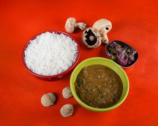 Xacuti Cogumelos e Castanhas