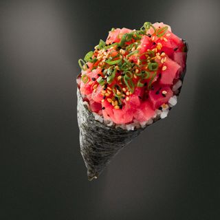 Atum temaki
