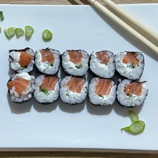 Hossomaki Philadelphia Roll
