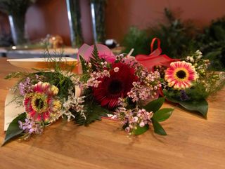 3 Arranjos de 1 Gérbera