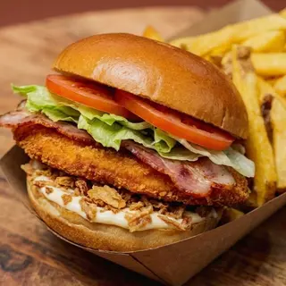 Hambúrguer de Frango Panado com Bacon + BATATA generosa
