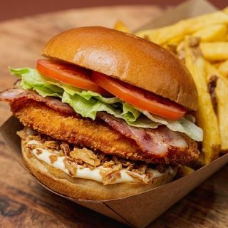 Frango Panado e Bacon Burger + BATATA generosa