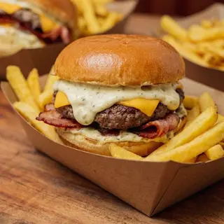 Hambúrguer Angus com Cheddar + BATATA generosa