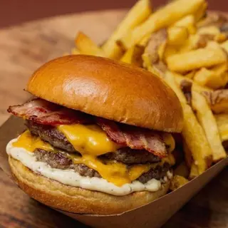 Hambúrguer Angus Duplo com Cheddar + BATATA generosa
