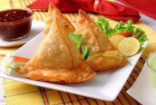 Samosa de Frango/ Vegetariana