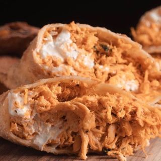 Cheese frango pastel