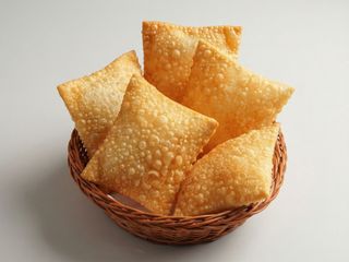 Pastel vegetariano 25 cm + batata frita