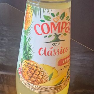 Compal Ananás