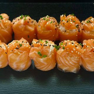 u72 Gunkan Salmão (10 uni)