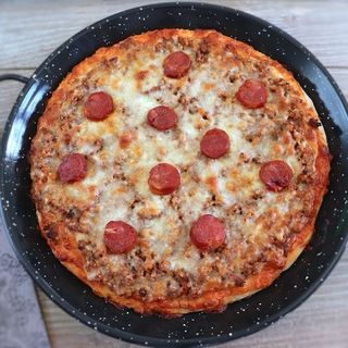 Pizza de Chouriço