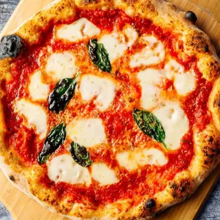 Pizza Margherita Fresh