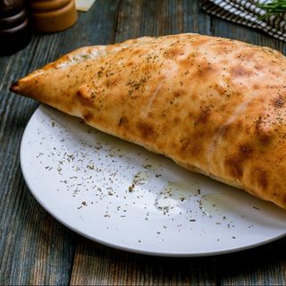 Pizza Calzone