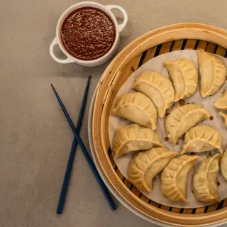 CHICKEN GYOSAS STEAM 8 PEC