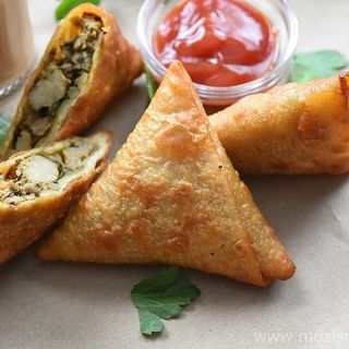 CHICKEN SAMOSA 2 PEC