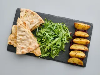 Prego de Frango em Pão Nórdico (a partir das 12h00)