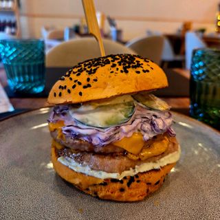 Boom! Tandoori - Hamburguer mês Janeiro