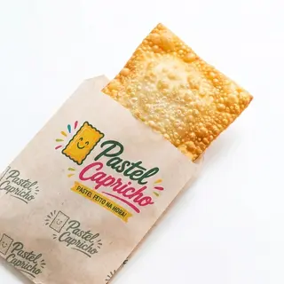 39 - Pastel de Camarão c/ requeijão cremoso