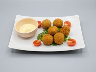 Bolinhas de Alheira com Maionese de Alho