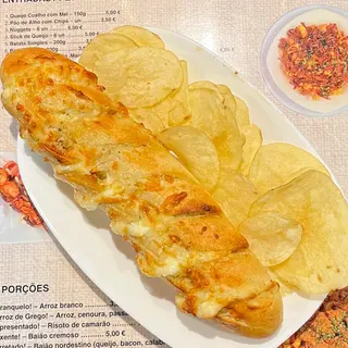 Pão de Alho com Chips