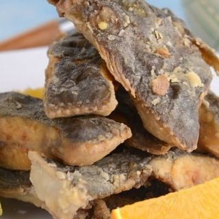 Solha frita com arroz de tomate