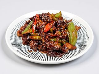 Beef with chilli basil 
