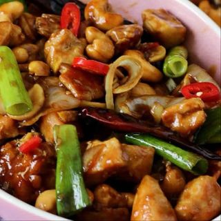 Beef with Thai herbs 