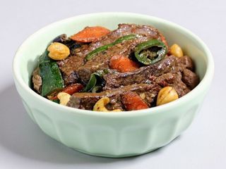 Beef With Thai cashew nuts 