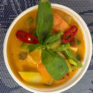 Red curry chicken 