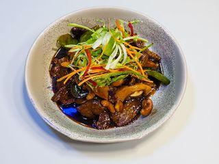 Thai chicken with cashew nuts 