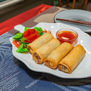 Spring rolls vegetables 