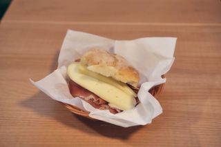 Sande de Presunto com Queijo da Serra