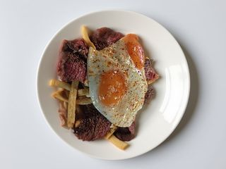 Ovos rotos com picanha 