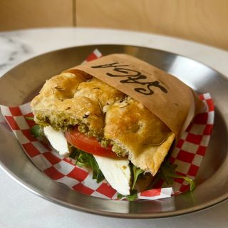 Focaccia Caprese