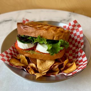 Brioche Caprese