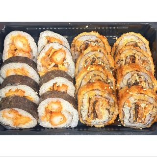 A17. Maki frito e rolo grande de gambas panadas