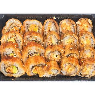 A33. Califórnia e maki frito