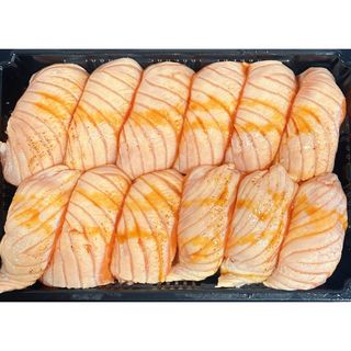 A34. Nigiri de salmão tostado