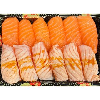 A35. Nigiri de salmão tostado