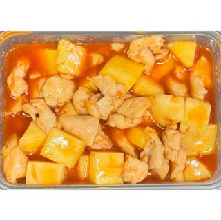 B19. Frango com Ananás