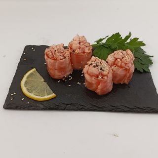 ³⁵ Gunkan Salmão Braseado