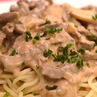 Strogonoff com Spaguetti