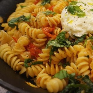 Fusilis ao pesto