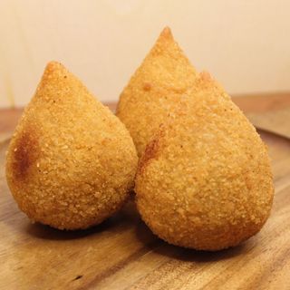 05 Coxinhas de Frango