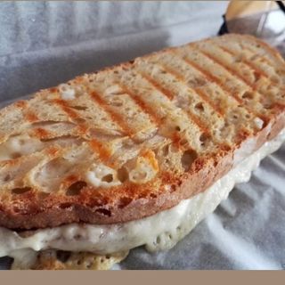 Tosta de delícias do mar