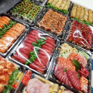 SUSHI & SASHIMI (20 peças)